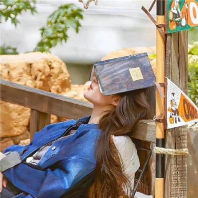 超级明星金·卡戴珊